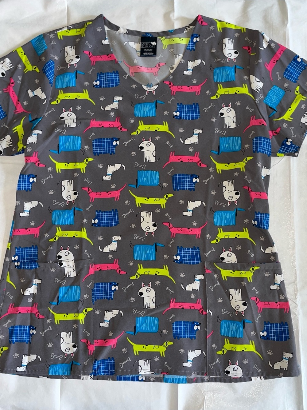 Woman’s Scrub Top M